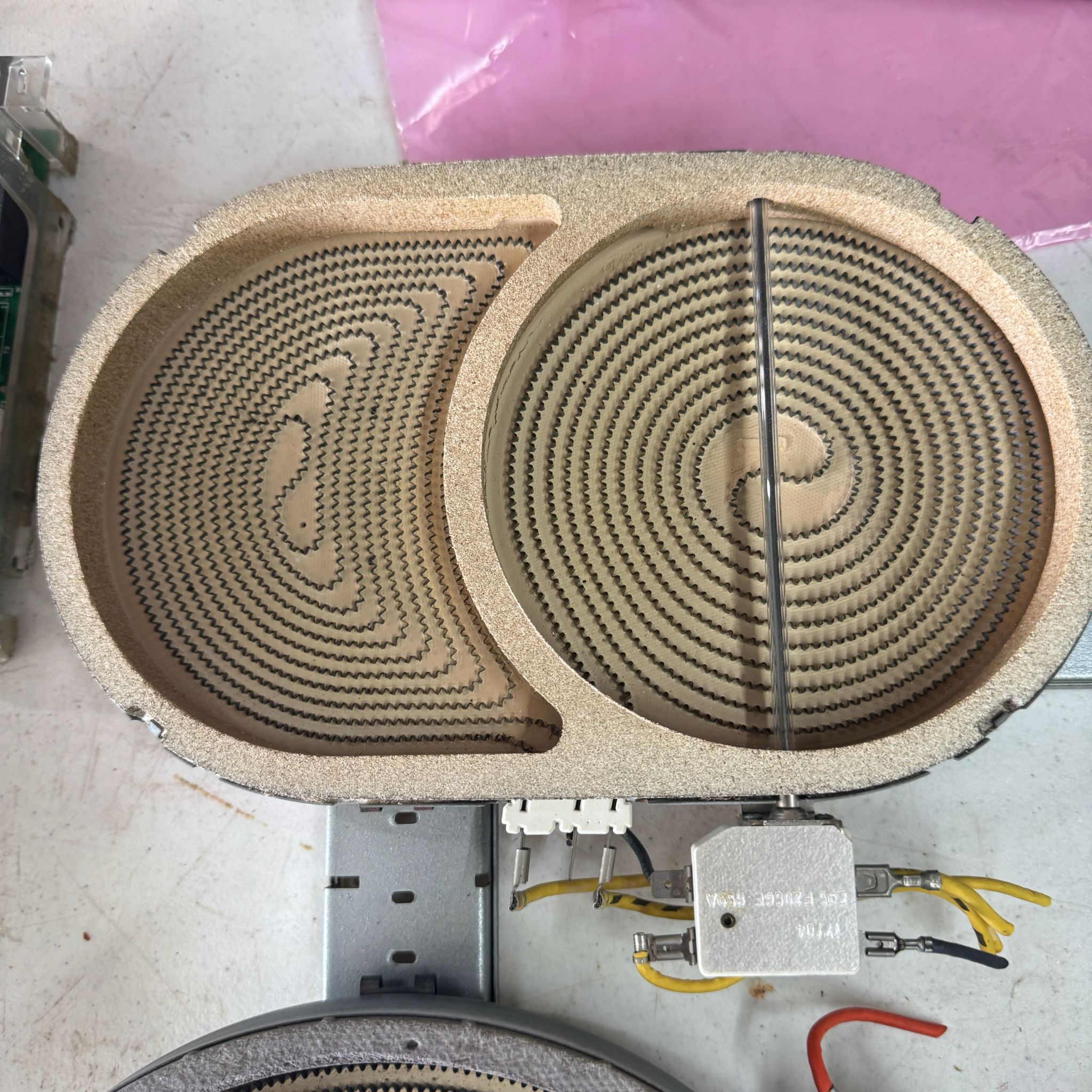 KitchenAid Range Dual Radiant Surface Element W10823730 KitchenAid Range Dual Radiant Surface Element W10823730